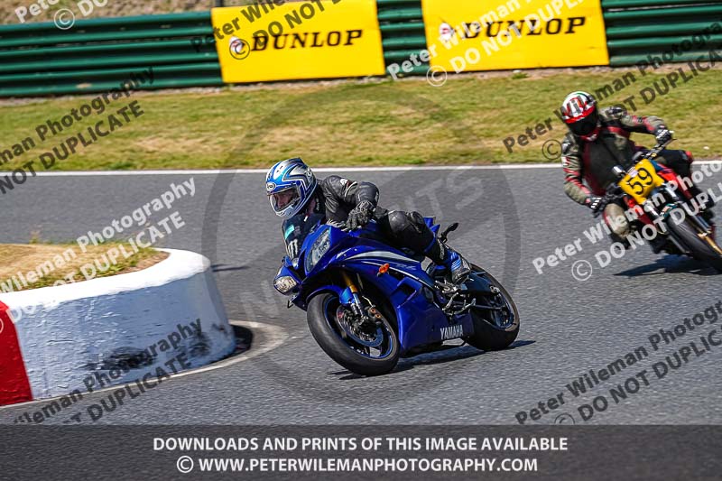 enduro digital images;event digital images;eventdigitalimages;mallory park;mallory park photographs;mallory park trackday;mallory park trackday photographs;no limits trackdays;peter wileman photography;racing digital images;trackday digital images;trackday photos